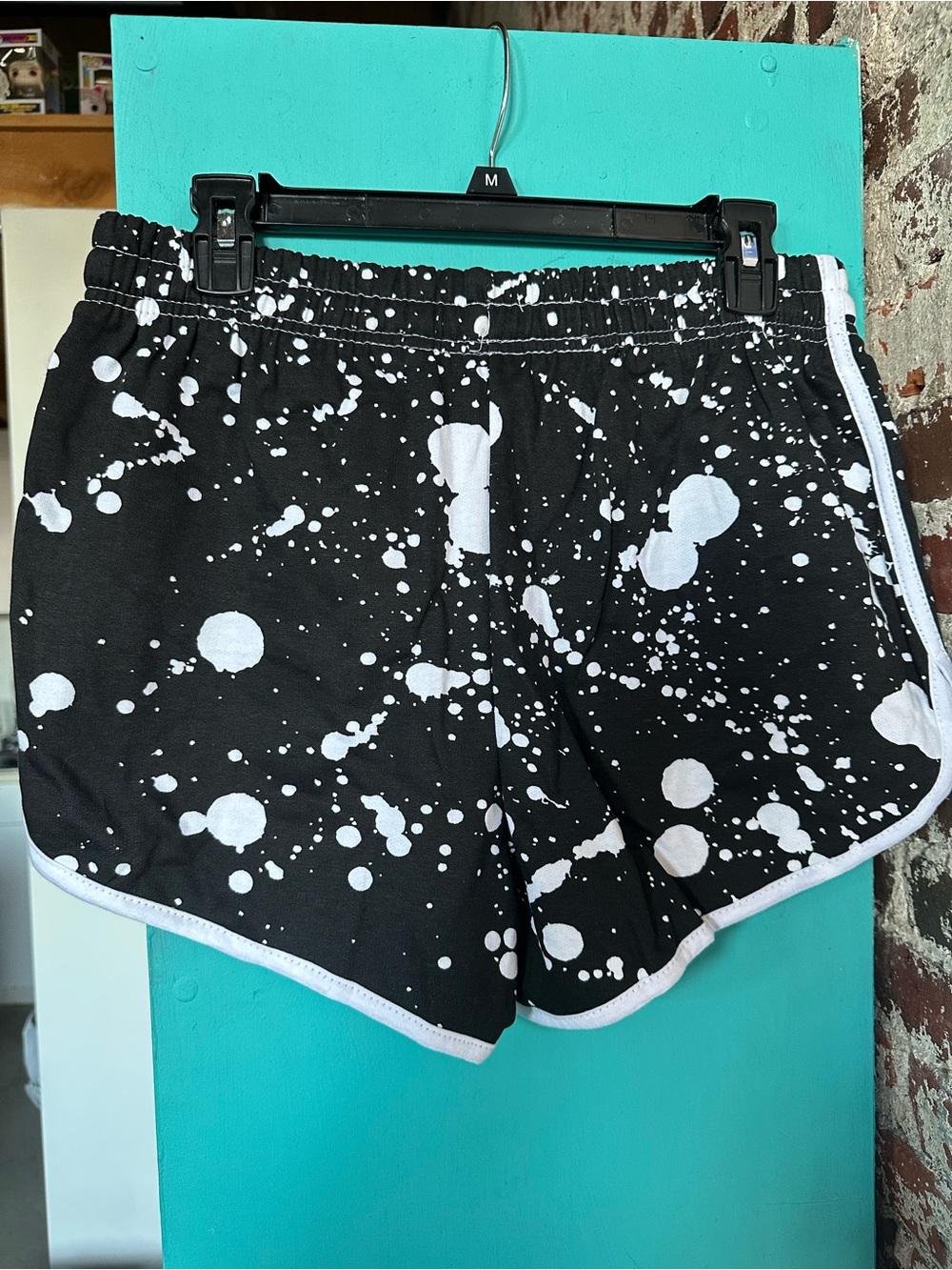 Power Rangers Size M Shorts - Picture 2 of 4